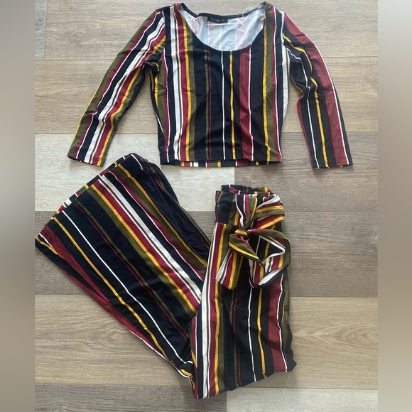 2 PCS MULTI STRIPE CROP TOP HIGH RISE PANT SET - Picture 2 of 11